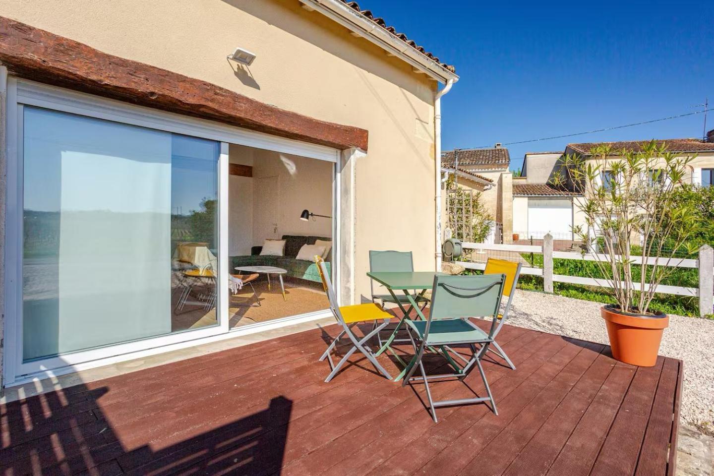 Guesthouse Les Maurins Saint-Sulpice-de-Faleyrens Zewnętrze zdjęcie
