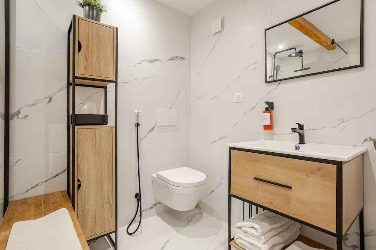 Guesthouse Les Maurins Saint-Sulpice-de-Faleyrens Zewnętrze zdjęcie
