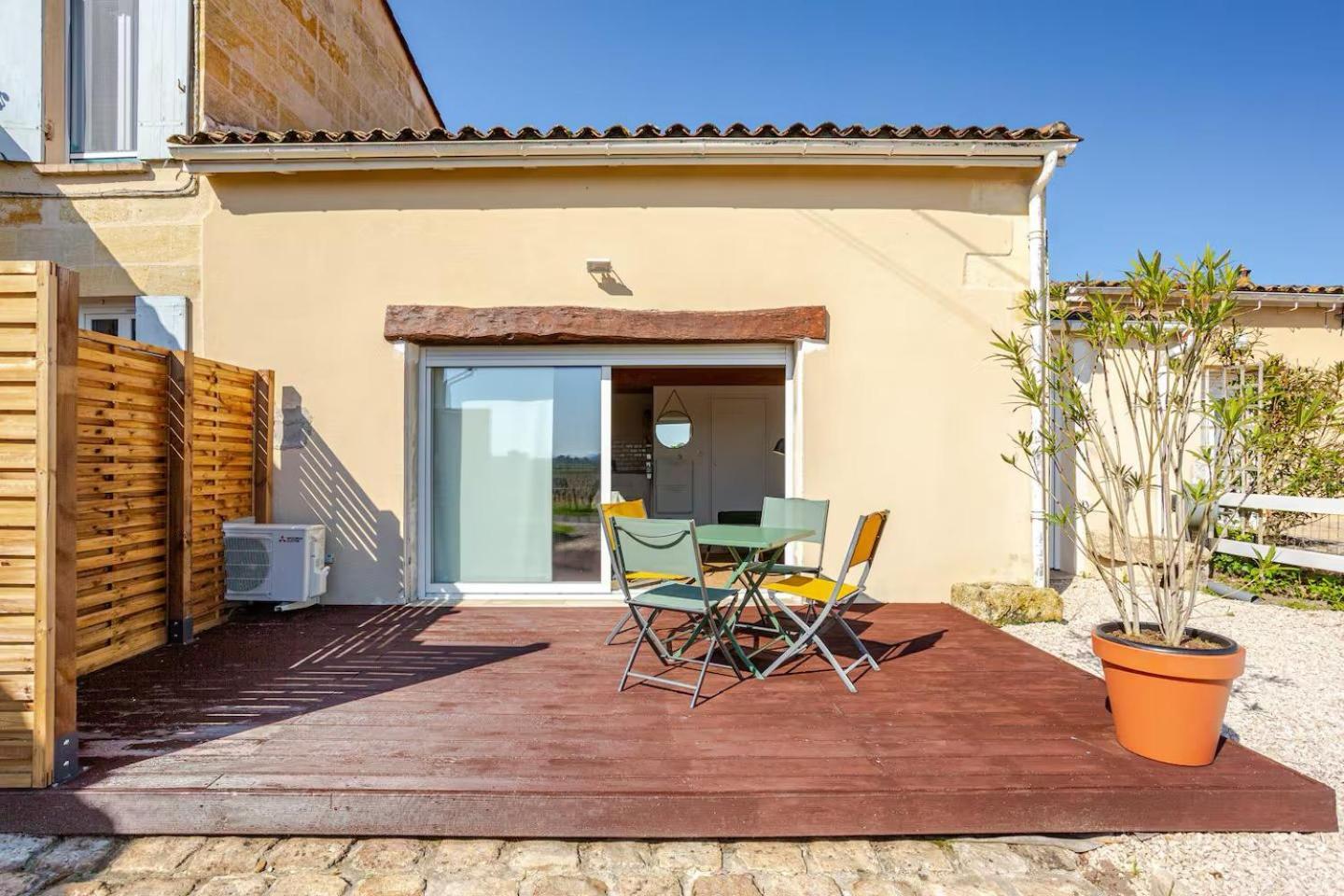 Guesthouse Les Maurins Saint-Sulpice-de-Faleyrens Zewnętrze zdjęcie
