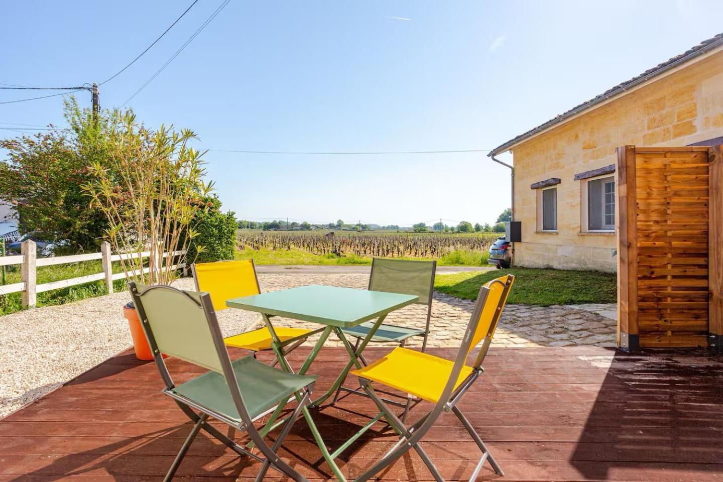 Guesthouse Les Maurins Saint-Sulpice-de-Faleyrens Zewnętrze zdjęcie